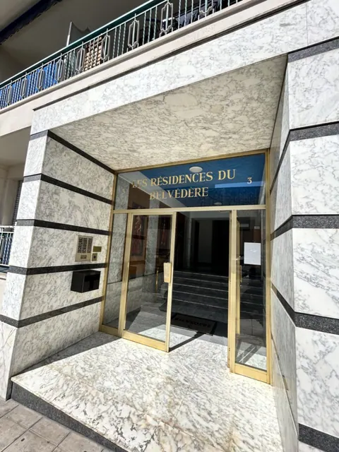Entrée de l'immeuble, 3 avenue du Général Weygand