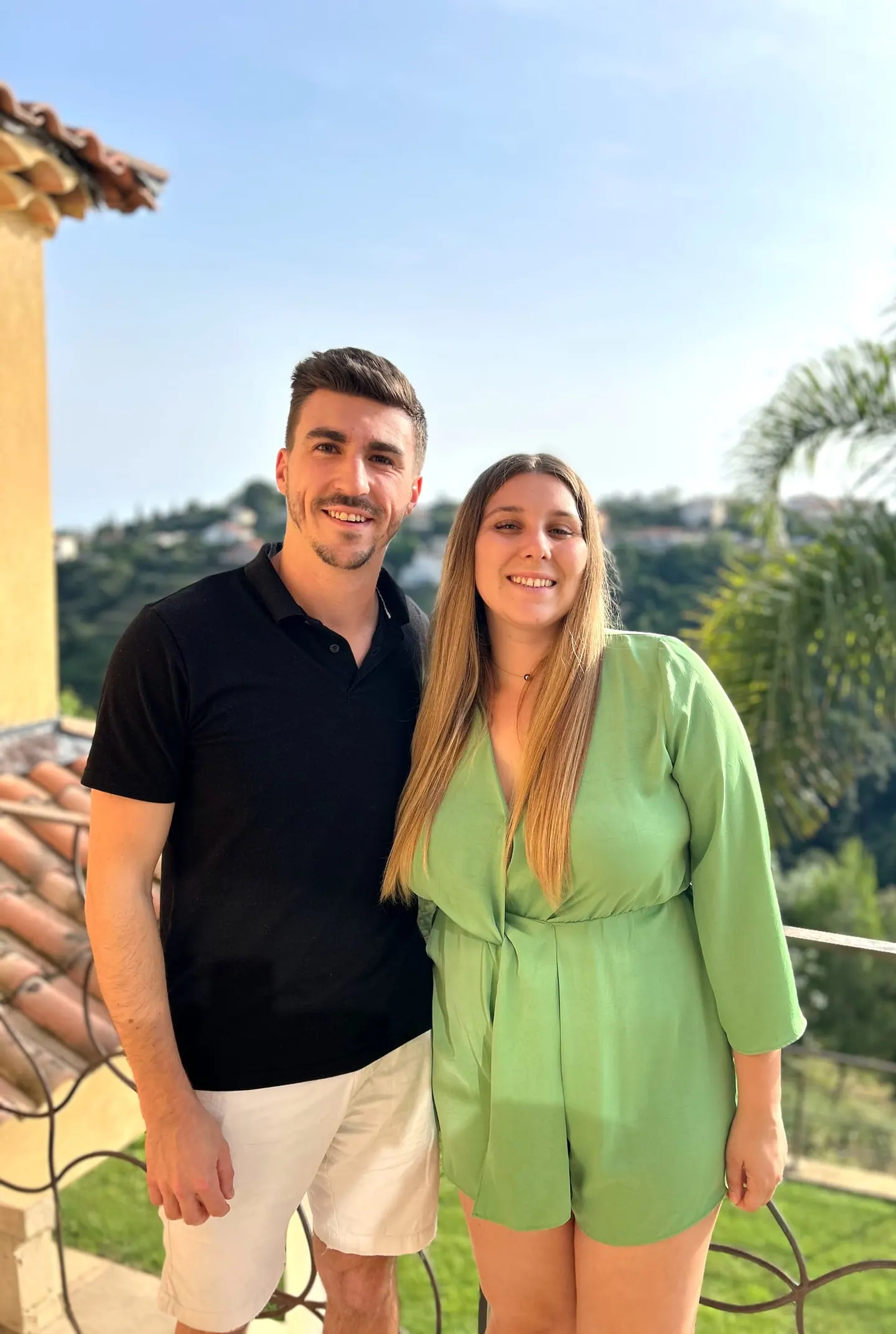 Anthony & Laura, founders of Azur Hébergements