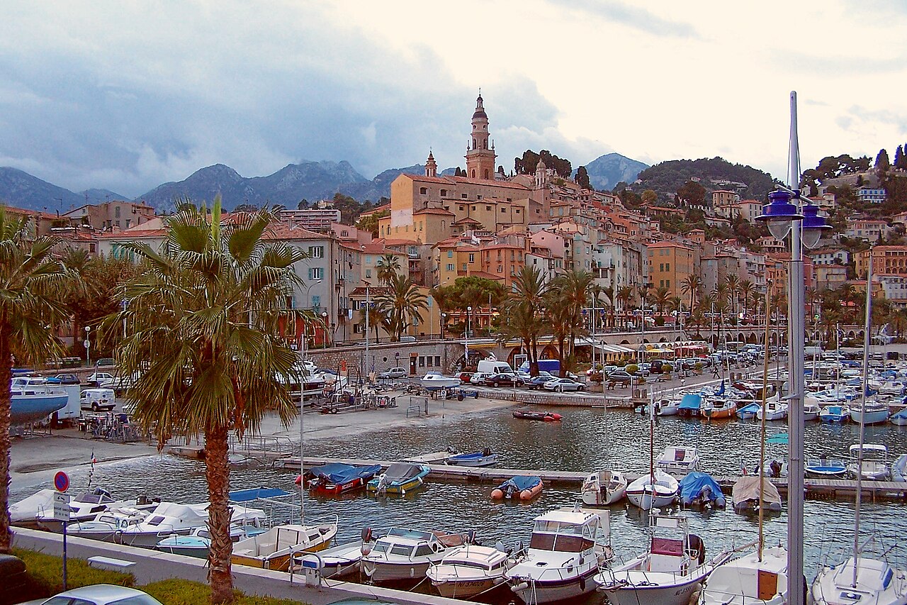 Comment choisir sa conciergerie sur la Côte d'Azur : 8 critères à vérifier