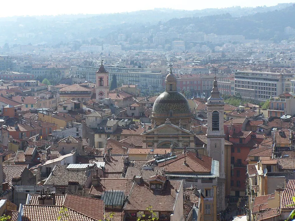 Letting on Airbnb in Nice: the 2026 rules you need to know